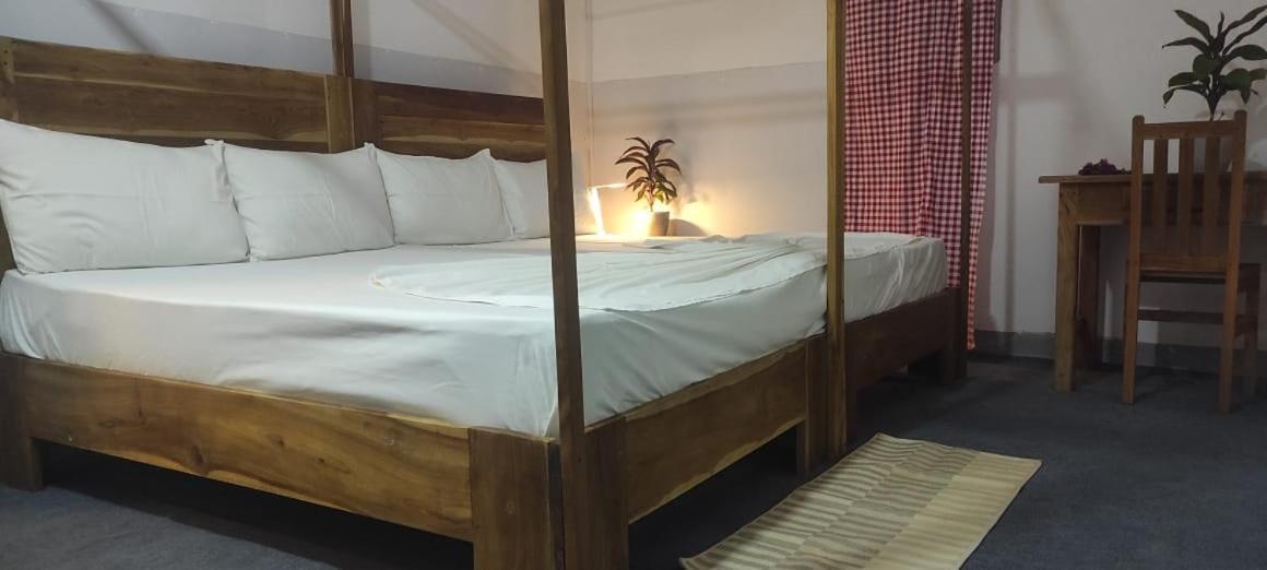 Swiss Kiss Beach Resort Uppuveli Zimmer foto