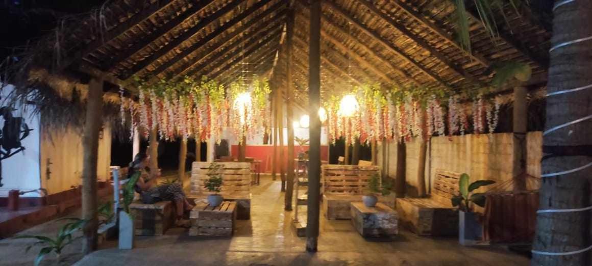 Swiss Kiss Beach Resort Uppuveli Exterior foto